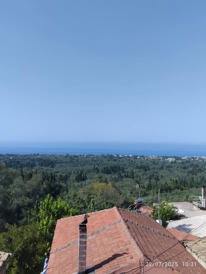 Μονοκατοικία με υπέροχη θέα post thumbnail image